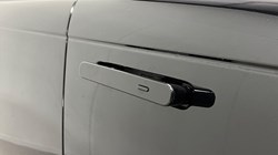 2023 (23) LAND ROVER RANGE ROVER 3.0 D300 SE 4dr Auto 5036354