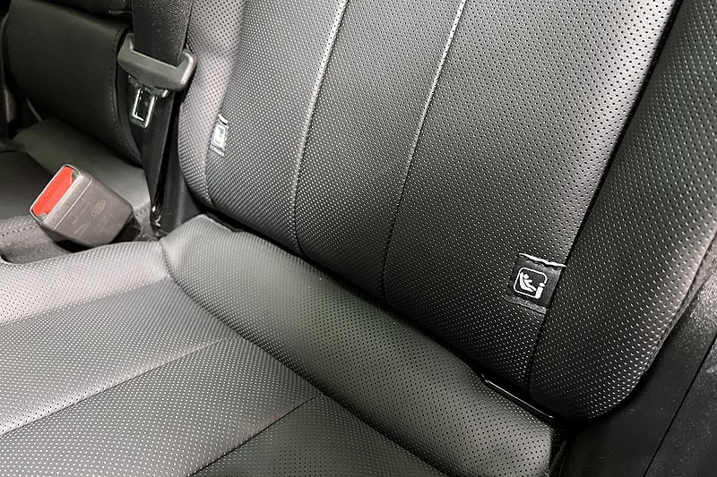 2023 (23) LAND ROVER RANGE ROVER 3.0 D300 SE 4dr Auto 5036345