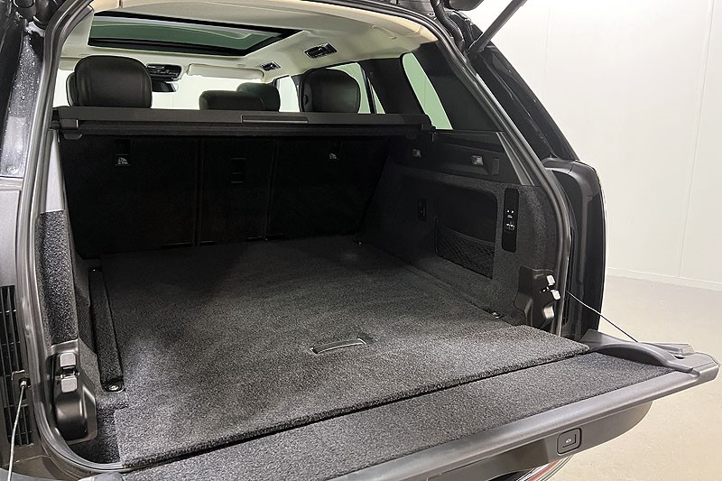 2023 (23) LAND ROVER RANGE ROVER 3.0 D300 SE 4dr Auto 5036348