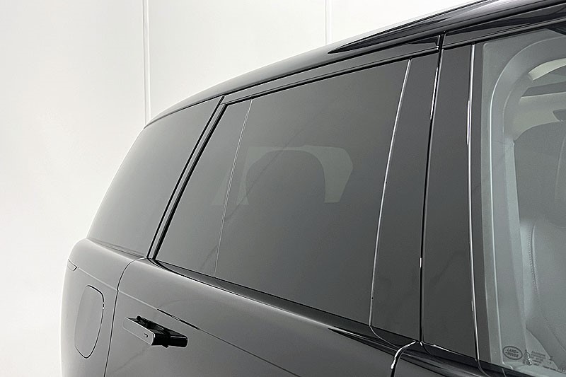 2023 (23) LAND ROVER RANGE ROVER 3.0 D300 SE 4dr Auto 5036353