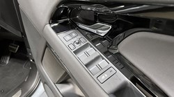 2025 (75) LAND ROVER RANGE ROVER EVOQUE 2.0 D200 Dynamic SE 5dr Auto 5036491