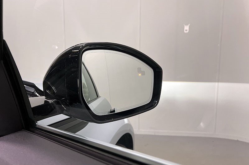 2025 (75) LAND ROVER RANGE ROVER EVOQUE 2.0 D200 Dynamic SE 5dr Auto 5036493