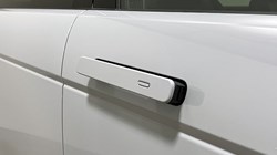 2025 (75) LAND ROVER RANGE ROVER EVOQUE 2.0 D200 Dynamic SE 5dr Auto 5036522