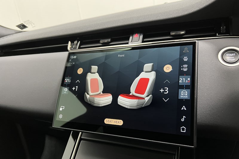 2025 (74) LAND ROVER RANGE ROVER EVOQUE 2.0 D200 Dynamic SE 5dr Auto 5014235