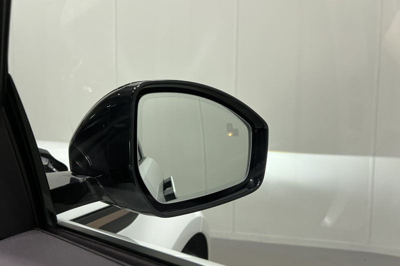 2025 (74) LAND ROVER RANGE ROVER EVOQUE 2.0 D200 Dynamic SE 5dr Auto 5014220