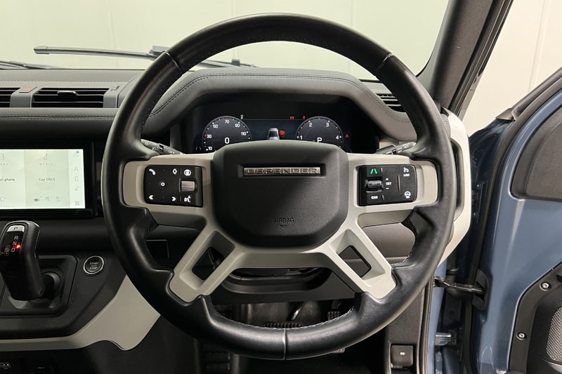 2024 (24) LAND ROVER COMMERCIAL DEFENDER 3.0 D250 Hard Top Auto [3 Seat] 5036589