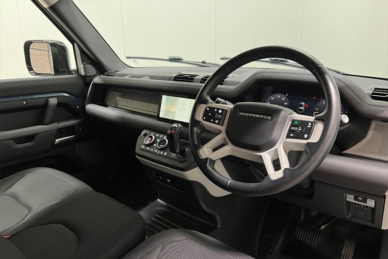 2024 (24) LAND ROVER COMMERCIAL DEFENDER 3.0 D250 Hard Top Auto [3 Seat] 5036585