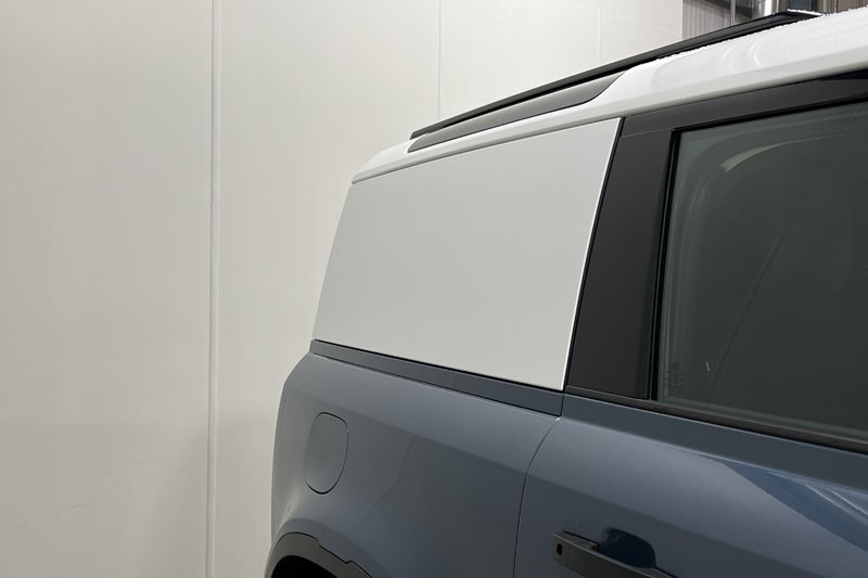 2024 (24) LAND ROVER COMMERCIAL DEFENDER 3.0 D250 Hard Top Auto [3 Seat] 5036617