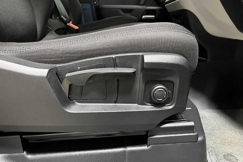 2024 (24) LAND ROVER COMMERCIAL DEFENDER 3.0 D250 Hard Top Auto [3 Seat] 5036593