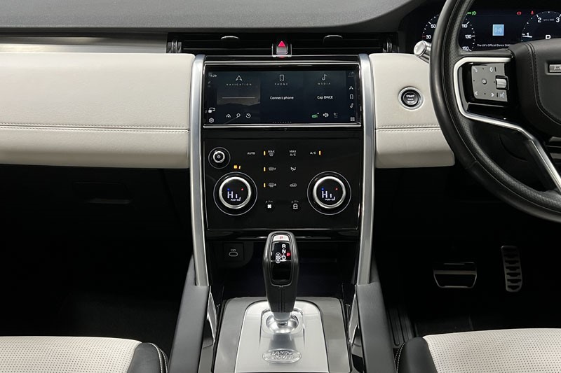 2022 (71) LAND ROVER DISCOVERY SPORT 2.0 D200 R-Dynamic HSE 5dr Auto 5070878