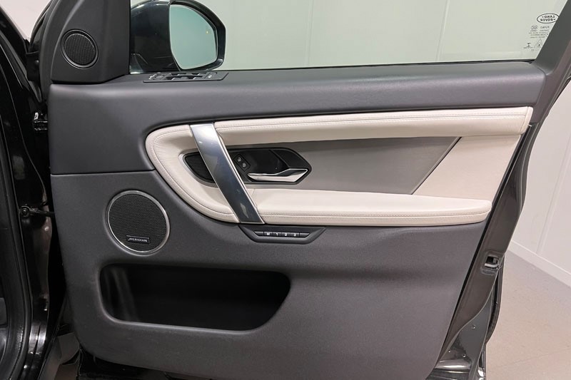 2022 (71) LAND ROVER DISCOVERY SPORT 2.0 D200 R-Dynamic HSE 5dr Auto 5070881