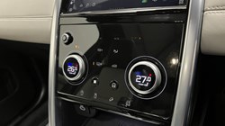 2022 (71) LAND ROVER DISCOVERY SPORT 2.0 D200 R-Dynamic HSE 5dr Auto 5070895
