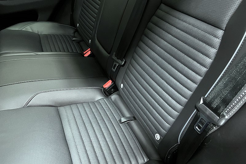 2024 (24) LAND ROVER DISCOVERY SPORT 2.0 D200 Dynamic SE 5dr Auto [5 Seat] 5049778