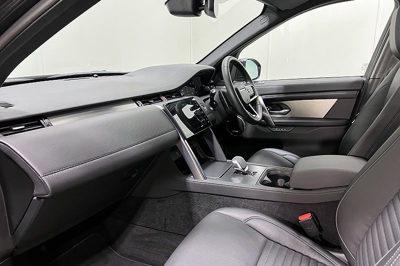 2024 (24) LAND ROVER DISCOVERY SPORT 2.0 D200 Dynamic SE 5dr Auto [5 Seat] 5049773