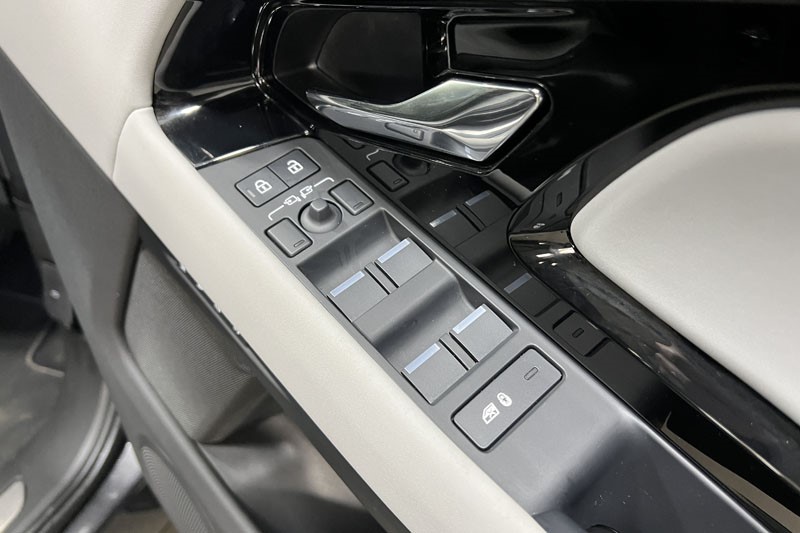 2024 (24) LAND ROVER RANGE ROVER EVOQUE 2.0 D200 Dynamic SE 5dr Auto 5058369