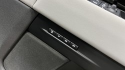 2024 (24) LAND ROVER RANGE ROVER EVOQUE 2.0 D200 Dynamic SE 5dr Auto 5058370