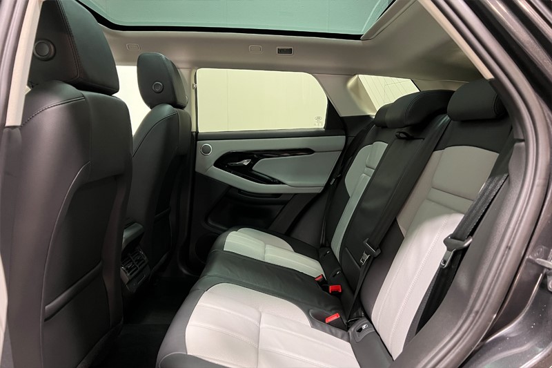 2024 (24) LAND ROVER RANGE ROVER EVOQUE 2.0 D200 Dynamic SE 5dr Auto 5058359