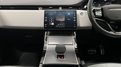 2024 (24) LAND ROVER RANGE ROVER EVOQUE 2.0 D200 Dynamic SE 5dr Auto 5058365