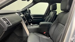 2022 (22) LAND ROVER DISCOVERY 3.0 D300 R-Dynamic SE 5dr Auto 5027594