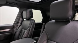 2022 (22) LAND ROVER DISCOVERY 3.0 D300 R-Dynamic SE 5dr Auto 5027630