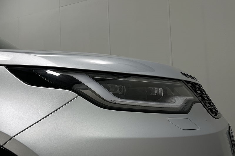 2022 (22) LAND ROVER DISCOVERY 3.0 D300 R-Dynamic SE 5dr Auto 5027649