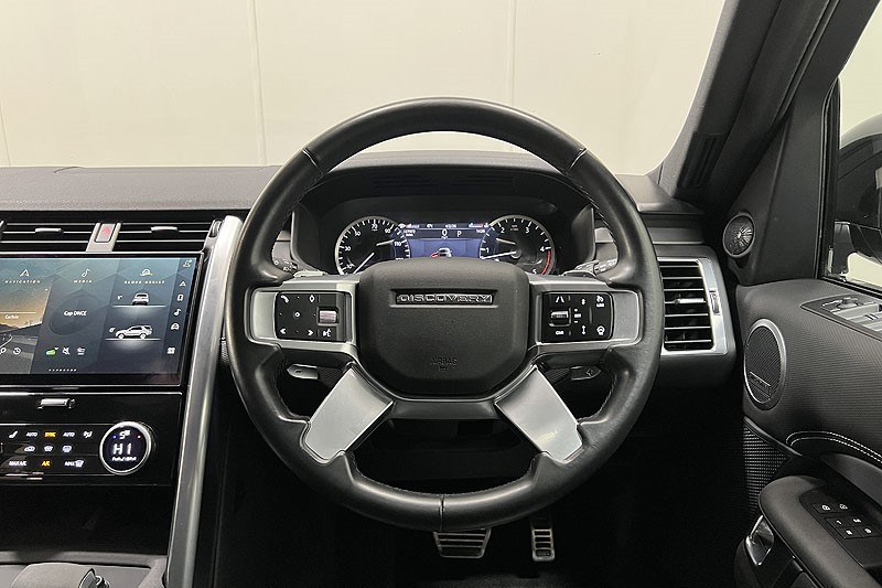 2022 (22) LAND ROVER DISCOVERY 3.0 D300 R-Dynamic SE 5dr Auto 5027602