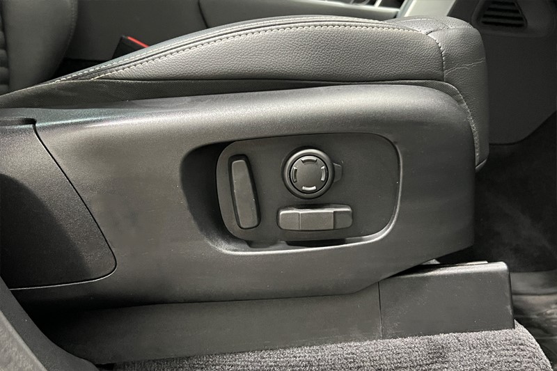 2022 (22) LAND ROVER DISCOVERY 3.0 D300 R-Dynamic SE 5dr Auto 5027609