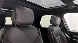 2022 (22) LAND ROVER DISCOVERY 3.0 D300 R-Dynamic SE 5dr Auto 5027611