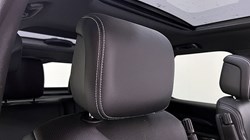 2022 (22) LAND ROVER DISCOVERY 3.0 D300 R-Dynamic SE 5dr Auto 5027612