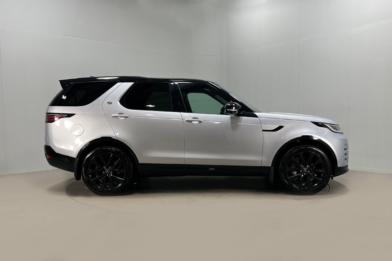 2022 (22) LAND ROVER DISCOVERY 3.0 D300 R-Dynamic SE 5dr Auto 5027596