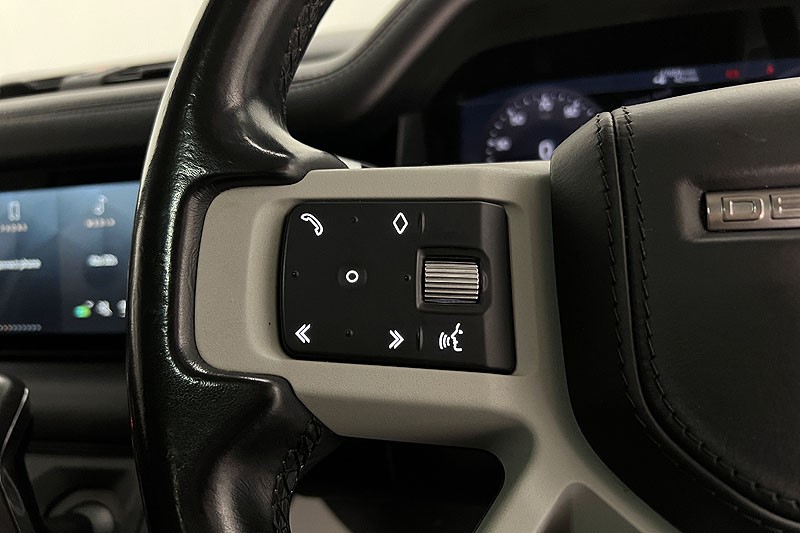 2020 (70) LAND ROVER DEFENDER 2.0 D240 HSE 110 5dr Auto [7 Seat] 5048370