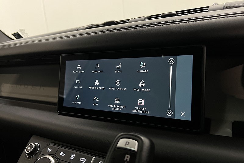 2020 (70) LAND ROVER DEFENDER 2.0 D240 HSE 110 5dr Auto [7 Seat] 5048382