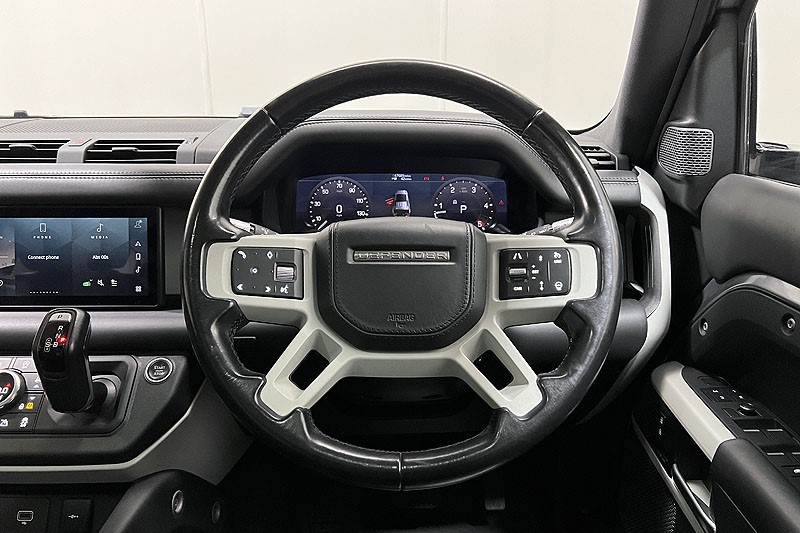 2020 (70) LAND ROVER DEFENDER 2.0 D240 HSE 110 5dr Auto [7 Seat] 5048358