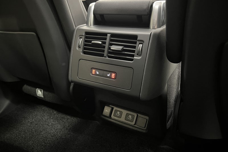 2024 (24) LAND ROVER DISCOVERY 3.0 D350 Dynamic HSE 5dr Auto 5059013