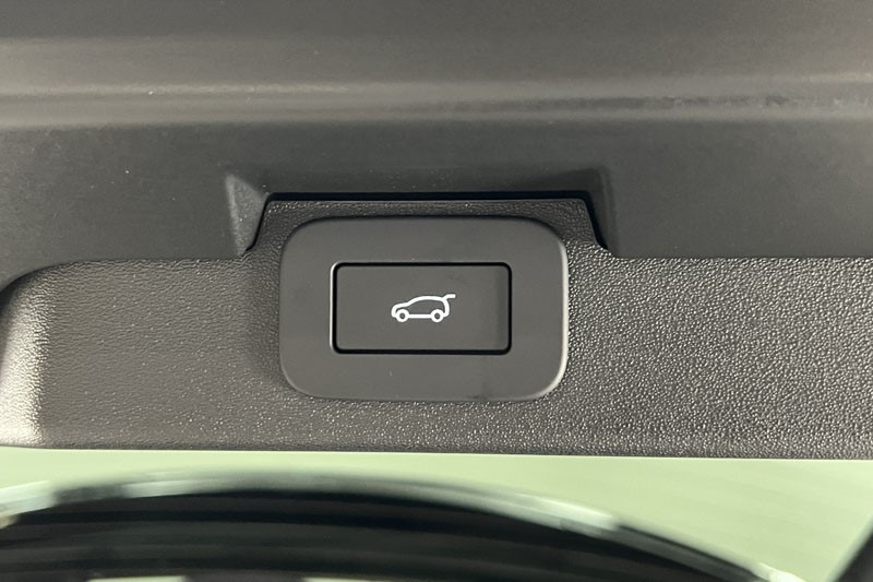 2024 (24) LAND ROVER DISCOVERY 3.0 D350 Dynamic HSE 5dr Auto 5059048