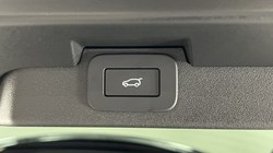 2024 (24) LAND ROVER DISCOVERY 3.0 D350 Dynamic HSE 5dr Auto 5059048