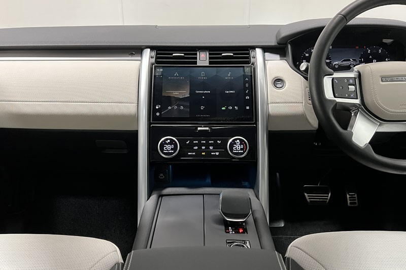 2024 (24) LAND ROVER DISCOVERY 3.0 D350 Dynamic HSE 5dr Auto 5059011