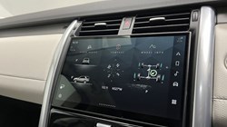 2024 (24) LAND ROVER DISCOVERY 3.0 D350 Dynamic HSE 5dr Auto 5059032