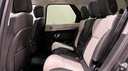 2024 (24) LAND ROVER DISCOVERY 3.0 D350 Dynamic HSE 5dr Auto 5059005