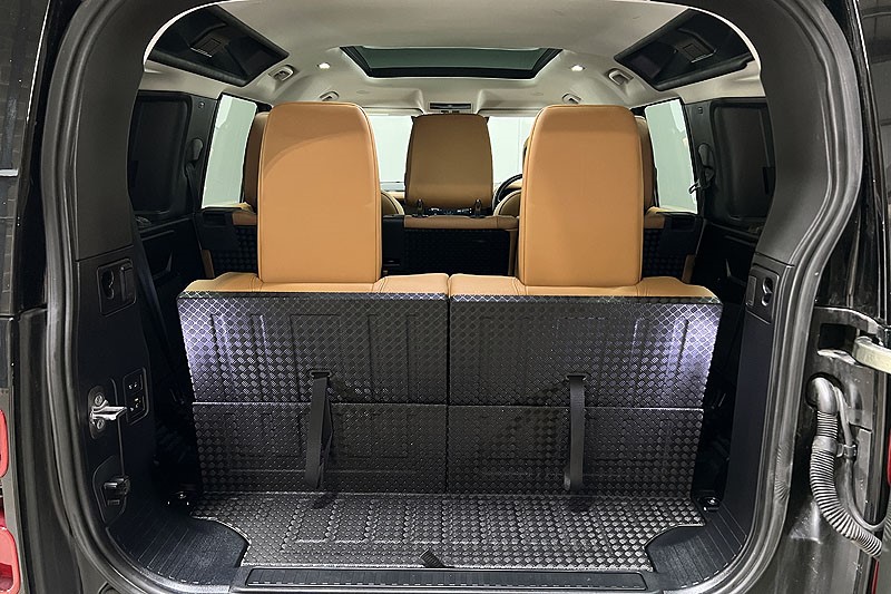 2024 (73) LAND ROVER DEFENDER 3.0 D250 HSE 110 5dr Auto [7 Seat] 5036180