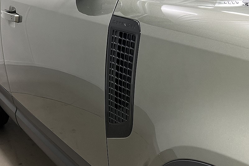 2024 (73) LAND ROVER DEFENDER 3.0 D250 HSE 110 5dr Auto [7 Seat] 5036187