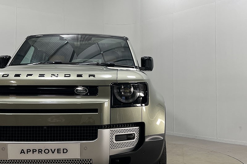 2024 (73) LAND ROVER DEFENDER 3.0 D250 HSE 110 5dr Auto [7 Seat] 5036190