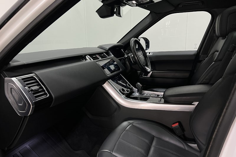 2022 (22) LAND ROVER RANGE ROVER SPORT 3.0 D300 HSE Silver 5dr Auto 5026039