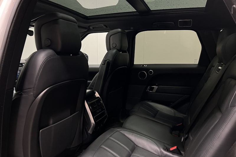 2022 (22) LAND ROVER RANGE ROVER SPORT 3.0 D300 HSE Silver 5dr Auto 5026042