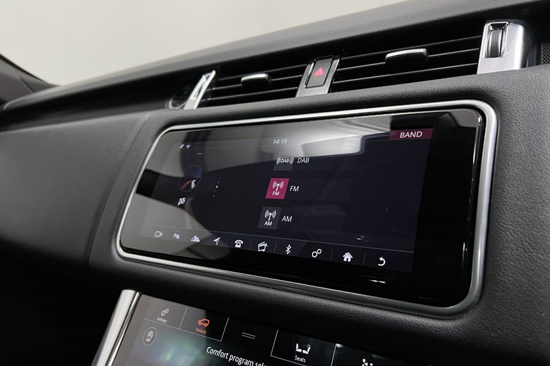 2022 (22) LAND ROVER RANGE ROVER SPORT 3.0 D300 HSE Silver 5dr Auto 5026037