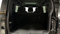2026 (75) LAND ROVER DEFENDER 3.0 D250 X-Dynamic SE 110 5dr Auto 5770171