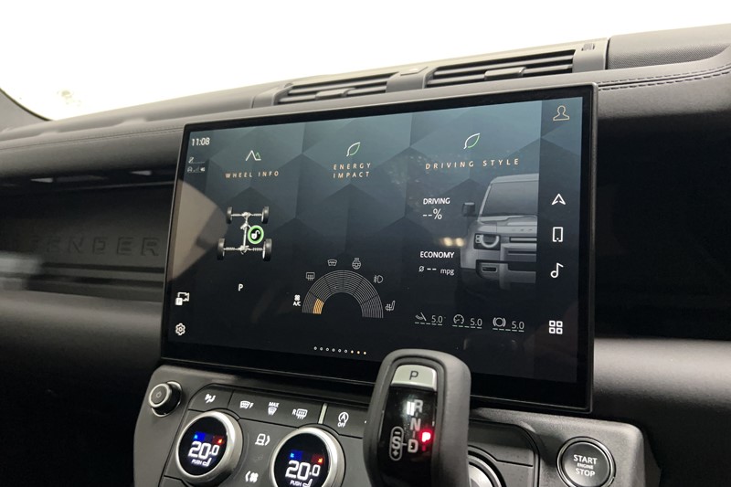 2026 (75) LAND ROVER DEFENDER 3.0 D250 X-Dynamic SE 110 5dr Auto 5770156