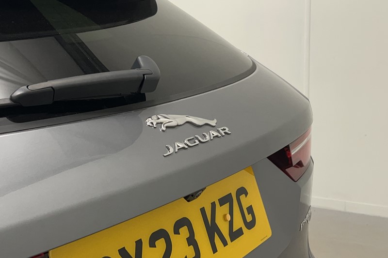2023 (23) JAGUAR F-PACE 2.0 P400e R-Dynamic SE 5dr Auto AWD 5089753