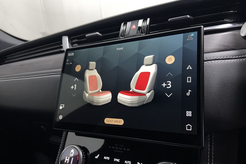 2023 (23) JAGUAR F-PACE 2.0 P400e R-Dynamic SE 5dr Auto AWD 5089737