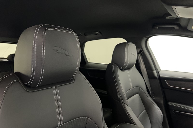 2023 (23) JAGUAR F-PACE 2.0 P400e R-Dynamic SE 5dr Auto AWD 5089724